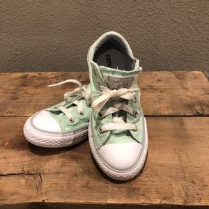 Mint green converse